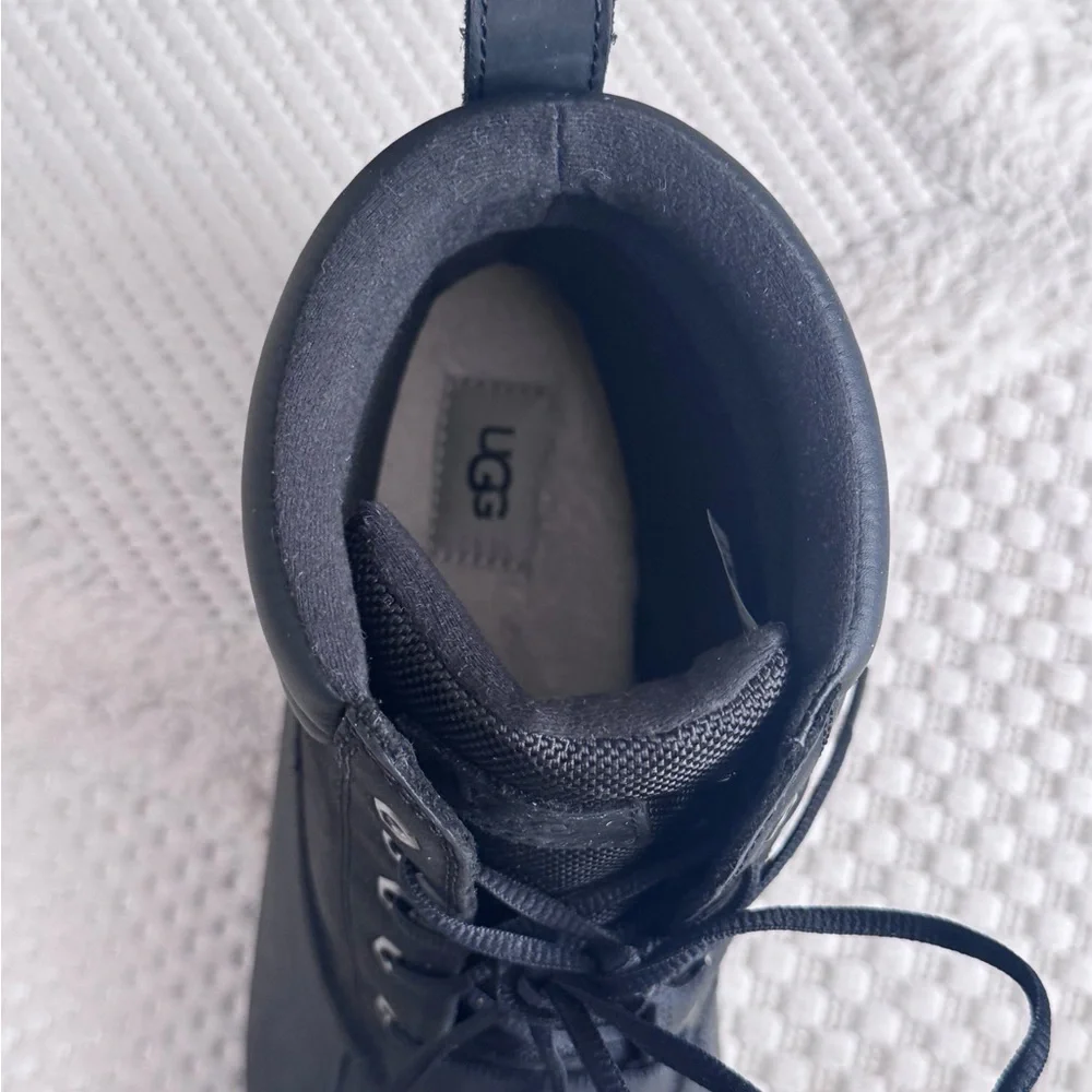 Used - Picture 2 of 6